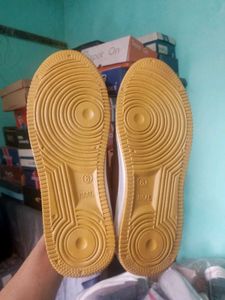 NEW NO USED CASUAL SHOE FOR MEN.