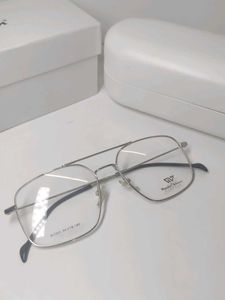 Stylish Metal Frame Eyeglasses