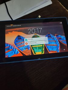 Tablet lenevo 37 essential