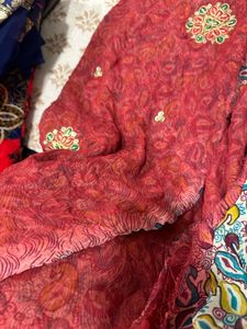 Elegant Paisley Print Saree Best Quality