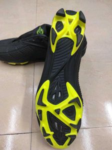 Adidas Soccer Cleats &amp; Shin Guards Set