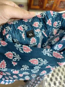 Printed Teal Straight pants