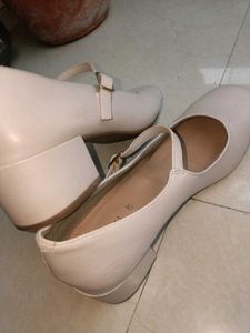 Elegant Mary Jane Block Heels
