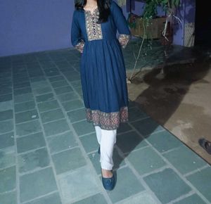 Elegant Blue Kurta with Printed Yoke