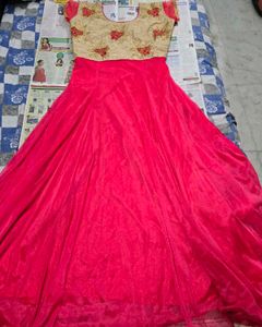 Heavy work and Elegant Pink &amp; Gold Anarkali set