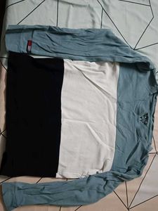 Color Block Long Sleeve Top