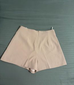 Stylish short