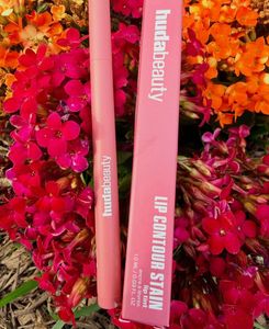 Huda Beauty Lip Contour Stain