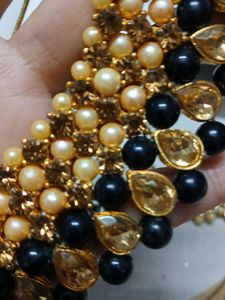 Stunning Black &amp; Gold Pearl Necklace Set