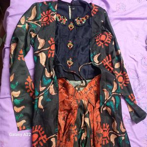 Price Drop ! Top, Dhoti And Shrug Set