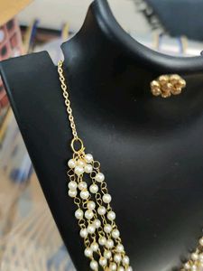 Elegant Multi-Layer Pearl Necklace Set
