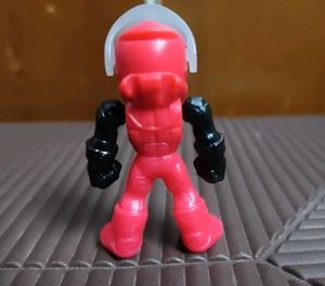 3 kinder Joy racer toys