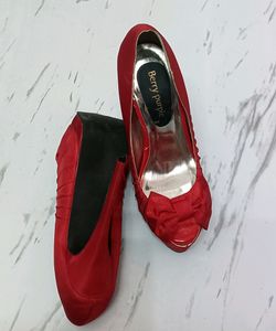 Red Stellitoes Pumps High Heels👠