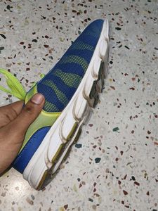 Reebok Running Shoes UK 7.5 | Lightweight &amp; Comf
