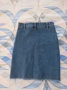 Denim Skirt with Frayed Hem