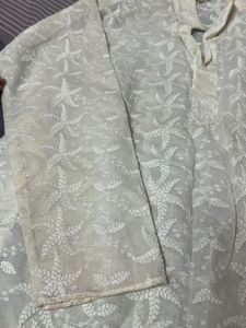 Elegant White Chikankari Kurta