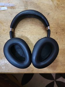 SENNHEISER Pxc 550 Bluetooth Headphones