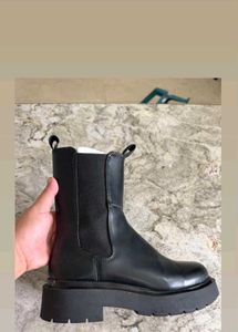 Stylish Black Leather Chelsea Boots
