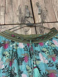 top * skirt
