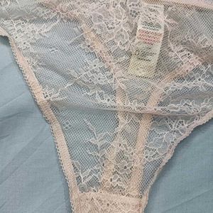 😍 Lace Thong Panty