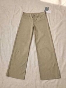 NEW WITH TAGS H&amp;M Women's Beige Jeans