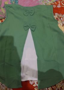 Chic Green Top with Bow Detail