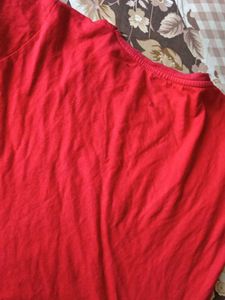 Red 'Be Happy' Graphic T-Shirt