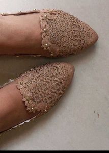 Lace Detail Flats