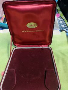 Necklace set jewellery box