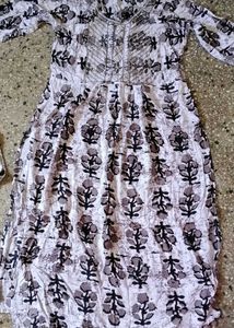Elegant Floral Print Kurta Set