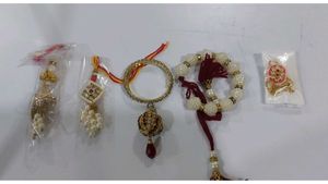 Embellished women Rakhi & Bracelet Set of 5