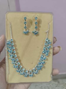 Stunning Blue Stone Necklace and Earring Set