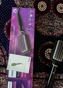 Brand New Philips Hair Straighter Brush