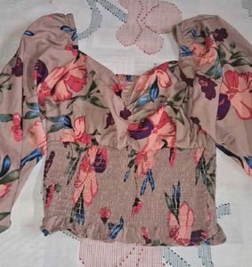 Chic Floral Print Puff Sleeve Top