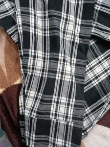 Dc Black Ans White Check Shirt