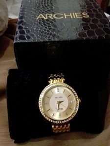 Archies Diva Gold Watch with Embellishments
