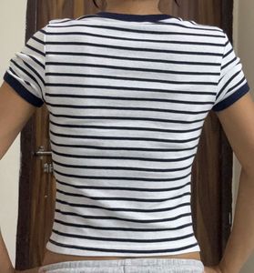 H&amp;M Striped Fitted T-Shirt