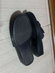 Aerowalk Women's Black Adjustable Sandals