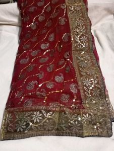 Used Elegant Red Paisley Sequined Saree