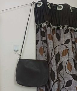 Chic Brown Crossbody Bag