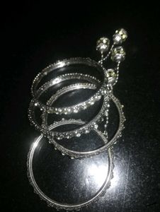 Bohemian Leaf &amp; Bell Dangle Bangle Set