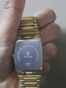 Titan Gold Watch - Classic Style