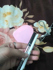 Eyelash Curler &amp; Liner Set pack of 4 se
