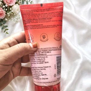 Everyuth Naturals Fruit Face Wash