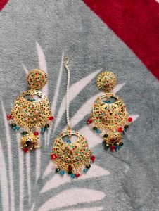Earrings and Maang Tikka Set