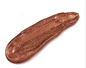 HENAA HAINAA BEAUTY - Metallic finish