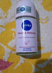 ✨ NIVEA Pearl & Beauty Roll-On Deodorant ✨
