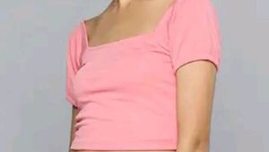Pink Square Neck Crop Top
