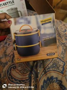 Magnum Lunchbox - Keep Your Food Fresh!