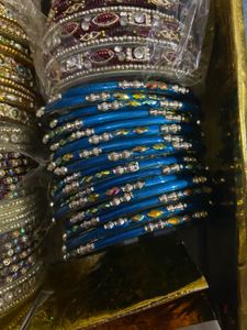 6 Designs Bangles Collection with box